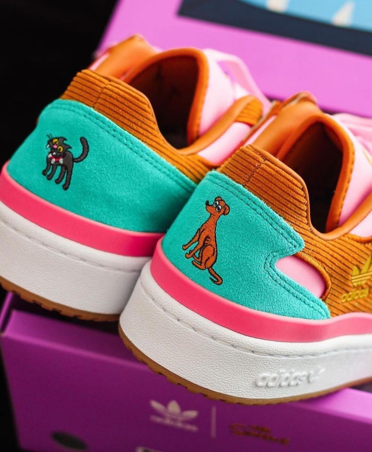 WMNs Forum Low The Simpsons Living Room