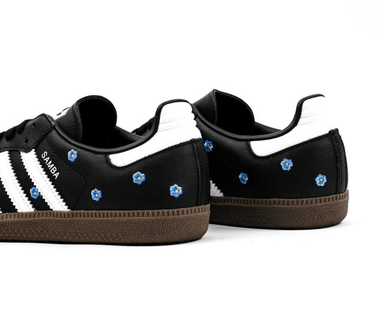 WMNs Samba Light Blue Floral Core Black