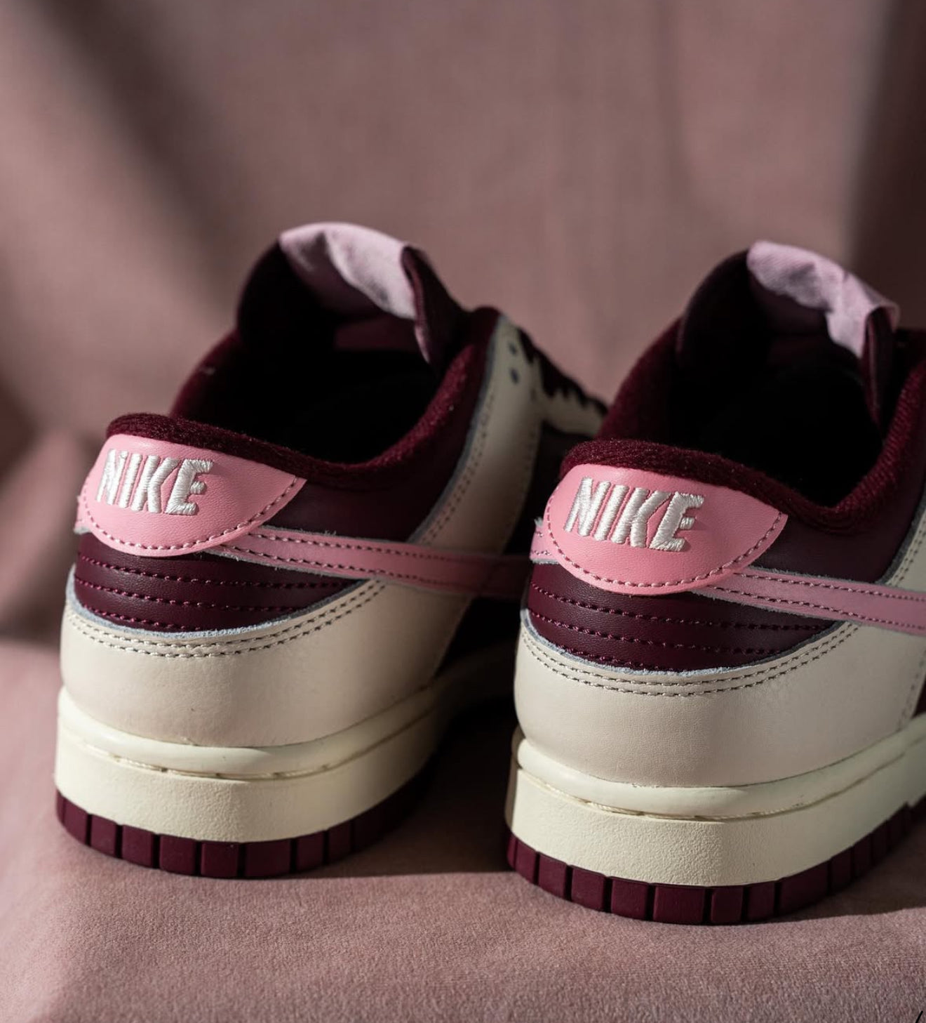 WMNs Dunk Low Valentine’s Day