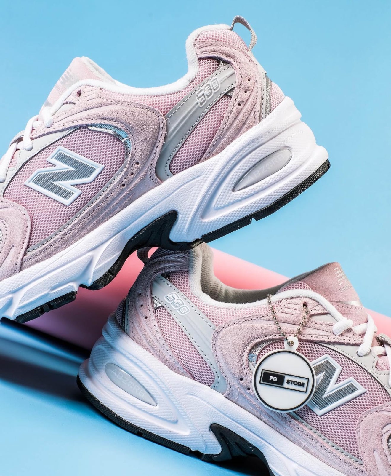 WMNs New Balance 550 Stone Pink