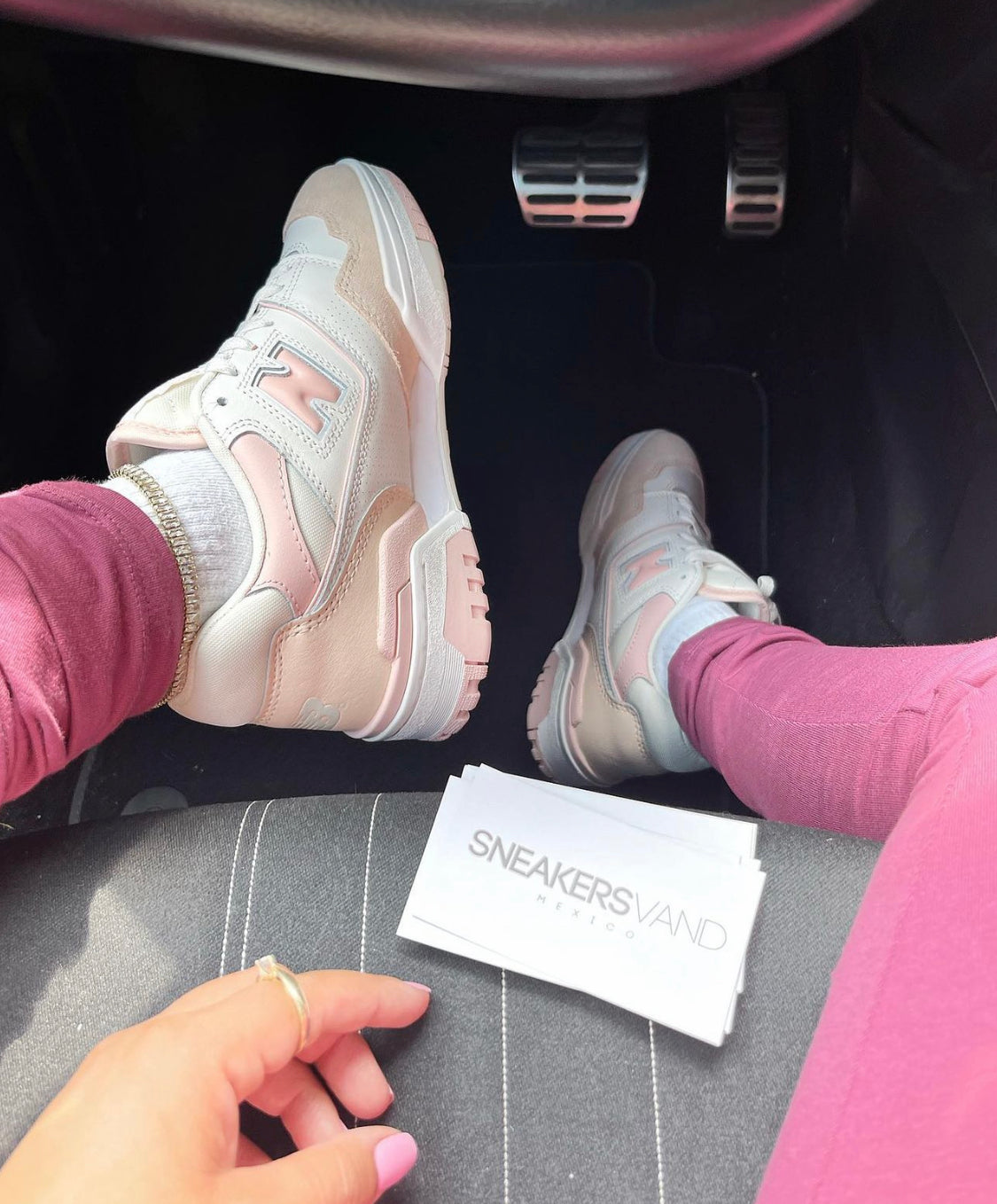 WMNs New Balance 550 Pink Haze