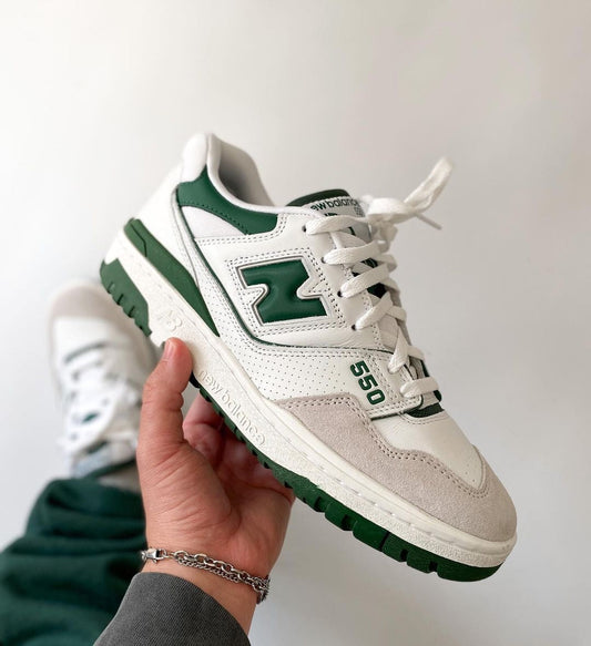 WMNS New Balance 550 Low Top Sneaker “ White Green “