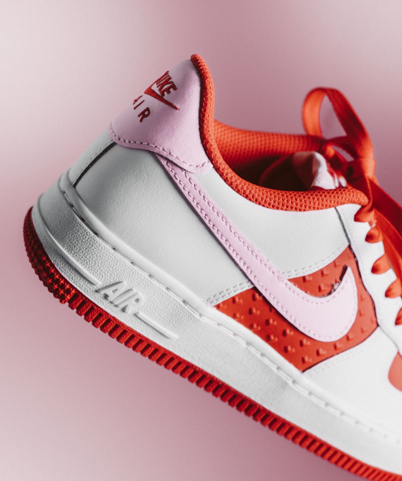 Wmns Airforce 1 Low Valentines Day 2025
