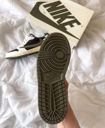 WMNs Travis Scott x Air Jordan 1 Low “Olive Green”
