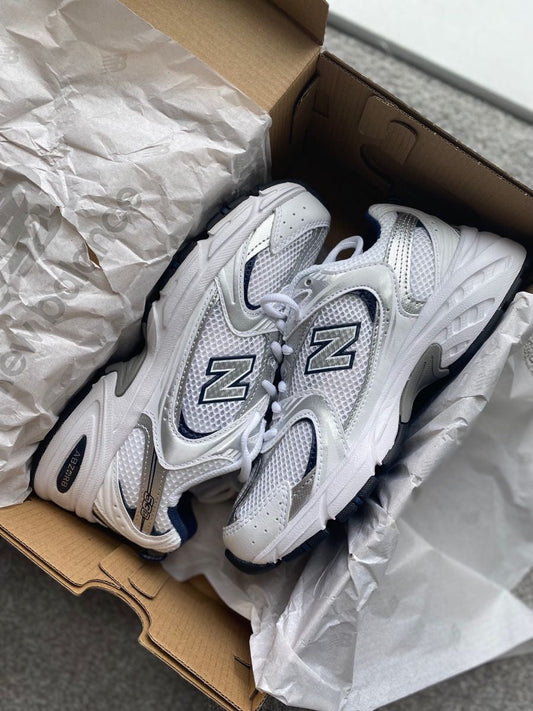 WMNs New Balance 530 “ White Navy Silver“