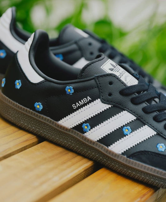WMNs Samba Light Blue Floral Core Black