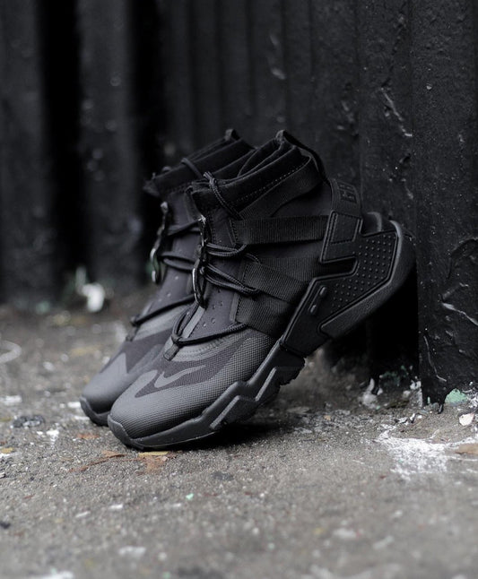 Air Huarache Gripp Triple Black