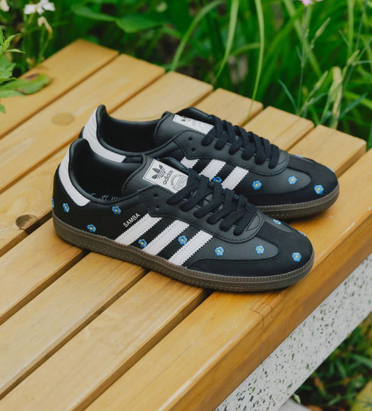 WMNs Samba Light Blue Floral Core Black