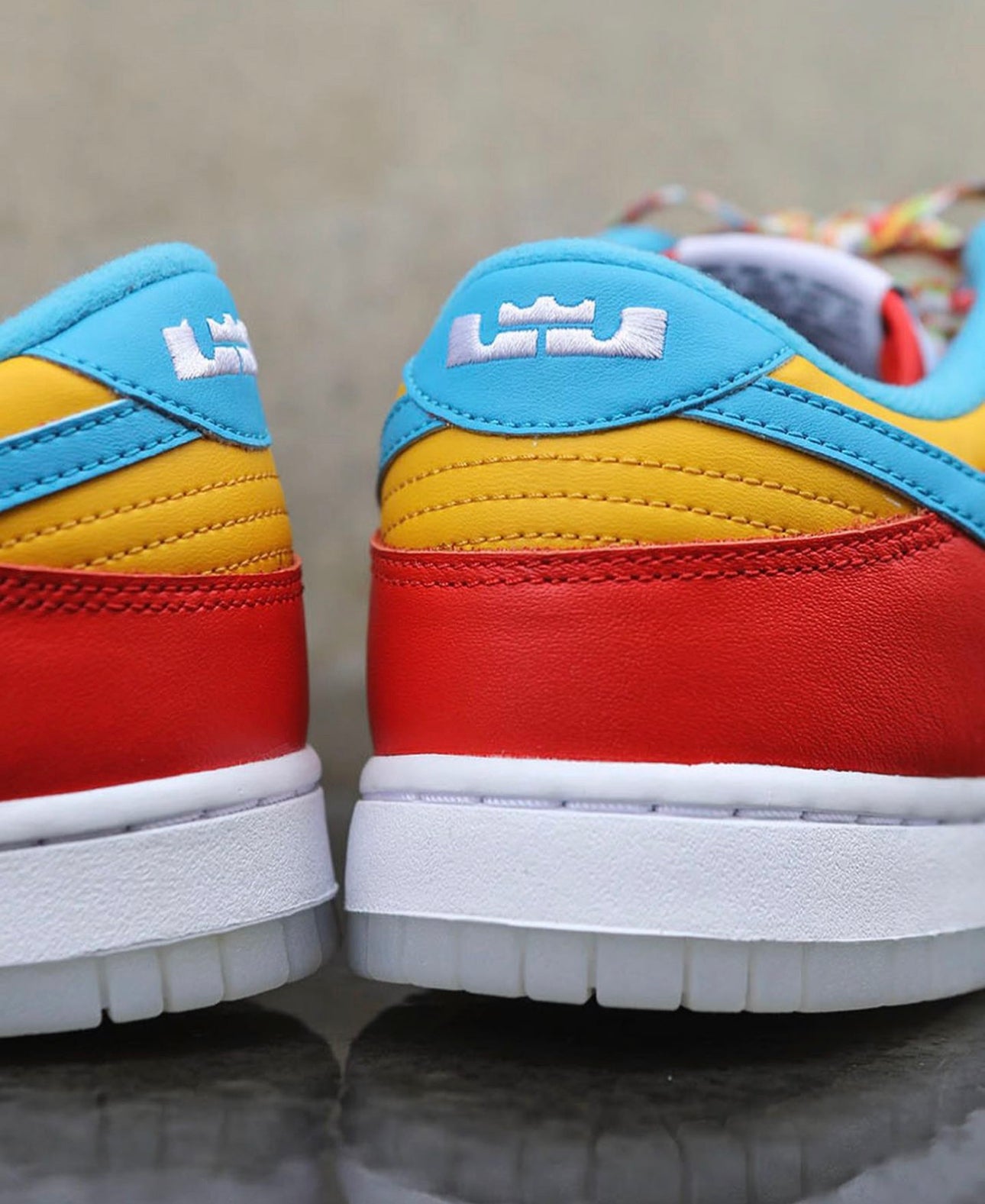 WMNs LeBron James x Dunk Low “ Fruity Pebbles ”