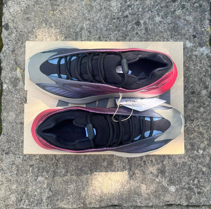 Yeezy Boost 700 V3 “Fade Carbon”