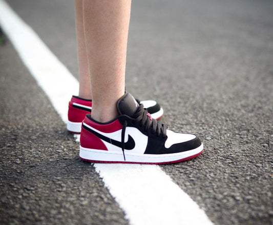 Air Jordan 1 Low Black Toe